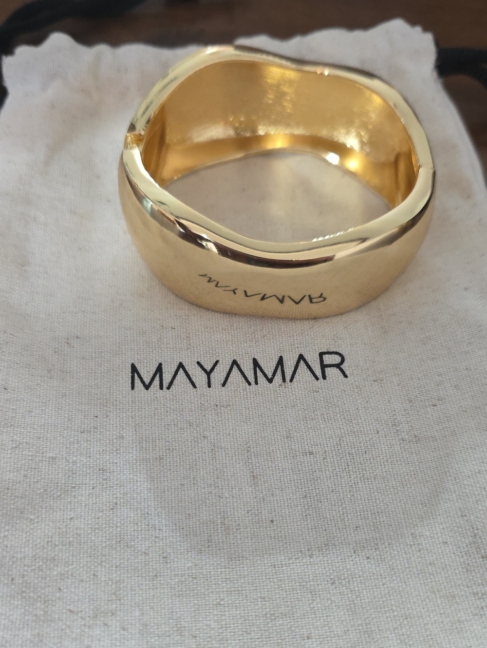 MAYAMAR 24kt Waterproof Gold Dipped Sculpted Women's Bangle Bracelet